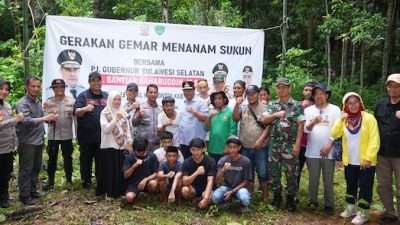 Jaga Kelestarian Geopark, 10 Ribu Pohon Sukun Bakal Ditanam di Rammang-rammang