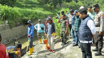 Minimnya Pasokan Air, Pj Bupati Tinjau Kerusakan Saluran Irigasi Kareloe