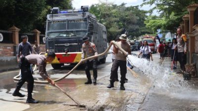 Pasca Banjir di Makale, Pemda dan Polres Tator Dirikan Posko Bencana