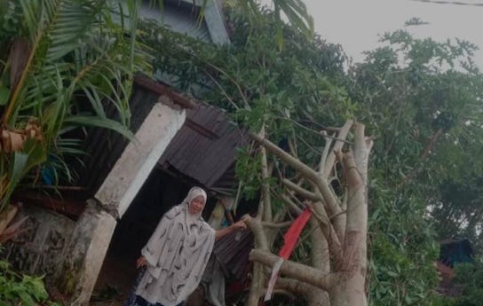 Angin Kencang Rusak Rumah dan Fasilitas Umum di Bulukumba