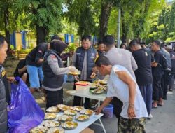 Polda Sulsel Bersama Komunitas Belajar Gelar Makan Gratis