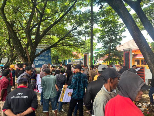 Diduga Ada Kecurangan Pemilu, Mahasiswa Gelar Unjuk Rasa di Jeneponto