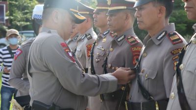 AKBP Budi Hidayat Lantik Sejumlah Pejabat Utama Polres Jeneponto