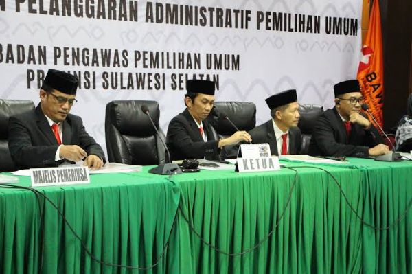 Bawaslu Sulsel Gelar Sidang Pembuktian Dugaan Pelanggaran Rekapitulasi Provinsi