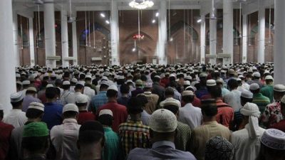 Hukum Salat Tarawih Tapi Belum Lakukan Salat Isya