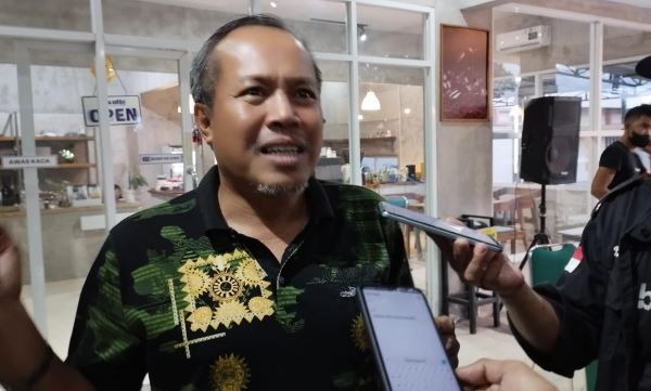 Bertemu Paris Yasir, Ketua Hanura Jeneponto Mulai Lakukan Manuver Politik