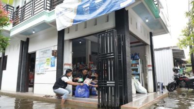 Tanggap Bencana Banjir, BRI Peduli Salurkan Bantuan untuk Warga Demak