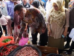 Pj Bupati Sidrap Basra Atensi Harga Komoditas Naik Jelang Ramadan