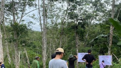 PT Lonsum Diduga Rusak-Mengambil Paksa Papan Bicara Milik Warga di Bulukumba