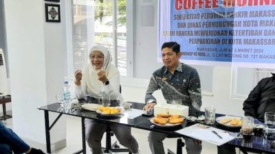 Danny Pomanto-PD Parkir Makassar Raih Penghargaan Pembina BUMD dan TOP BUMD Awards