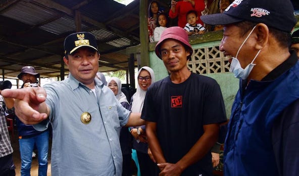 Pj Gubernur Safari Ramadan di Maros, Salurkan Sembako Hingga Galakkan IB