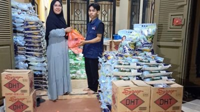 LazisMu Pinrang Salurkan Ratusan Paket Sembako Ramadan