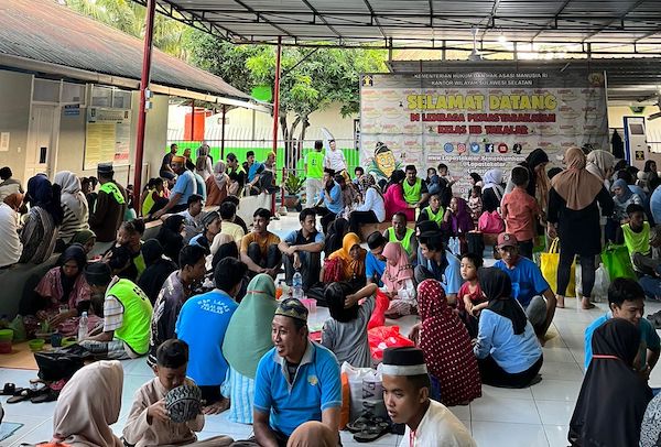 Pertama Kali, Keluarga dan Narapidana Lapas Takalar Buka Puasa Bersama