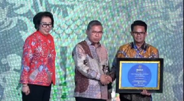 Setahun Menjabat, Ferdi Muchtar Berhasil Bawa Makassar Raih Kembali Adipura