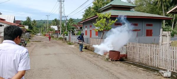 Cegah DBD, Diskes Bulukumba Lakukan Fogging di Sejumlah Wilayah