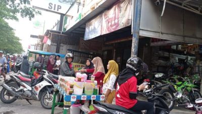 Dishub Makassar Himbau Penjual Takjil Tak Gunakan Bahu Jalan