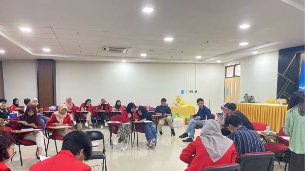 Unhas Jaring Kandidat Debater Nasional