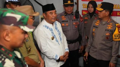 Pj Gubernur Pantau Keamanan dan Beri Paket Lebaran saat Malam Takbiran