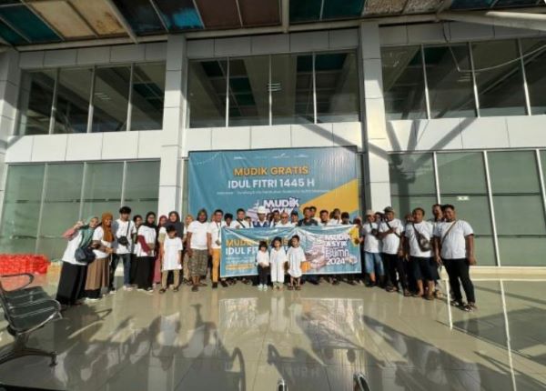 Manajemen Bandara Sultan Hasanuddin Berangkatkan 145 Pemudik Gratis