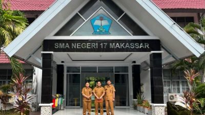 Hari Pertama Masuk Kerja, Kabid SMA Nurkusuma Kunjungi SMAN 17 Makassar