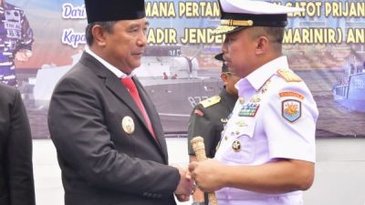 Pj Gubernur Sulsel Hadiri Serah Terima Jabatan Komandan Lantamal VI Makassar