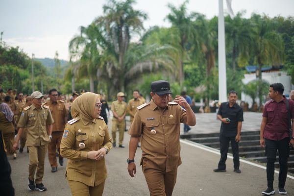 Pj Gubernur Sulbar Sampaikan Caranya Memimpin di Hadapan ASN Pemkab Mamuju