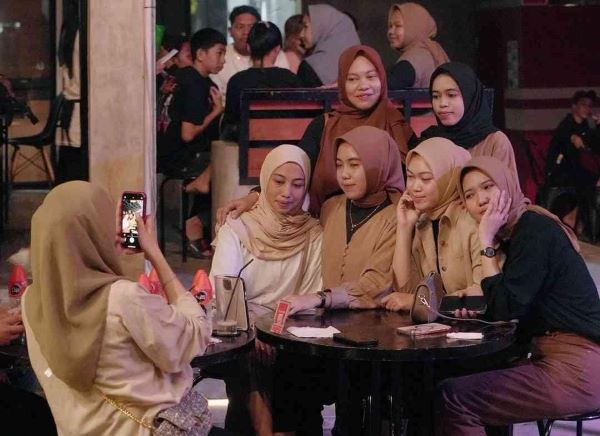 Buka 24 Jam, Ini Tempat Nongkrong Asyik di Makassar