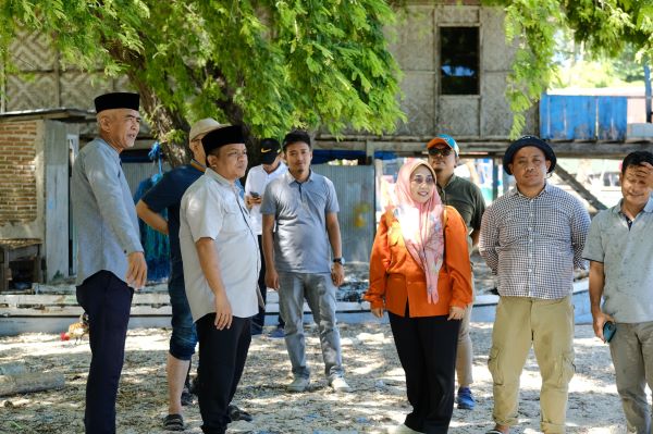 Diskusi Bersama Warga, Junaedi Bakri Kunjungi Pulau Libukang