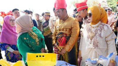 Hadiri HUT Jeneponto, Pj Gubernur Tinjau GPM Hingga Serahkan Bantuan