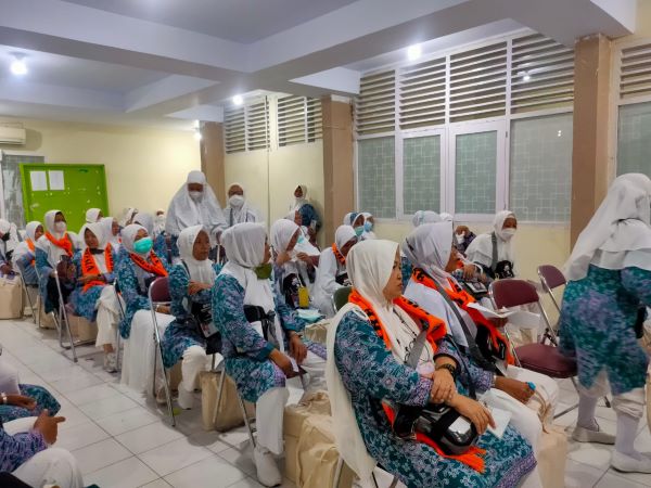 Meski Haid Saat Haji, Perempuan Wajib Wukuf di Arafah