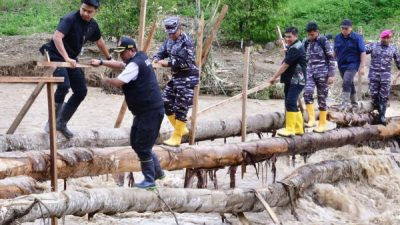 Pj Gubernur Temui Korban Bencana di Latimojong dan Bajo Barat