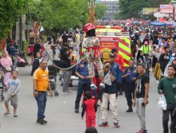 DamKarMat Makassar Hibur dan Edukasi Masyarakat di Car Free Day