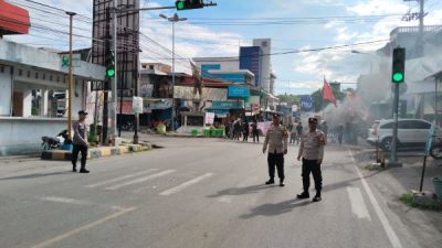 Aksi Damai di Jalan Tran Sulawesi, Polres Majene Lakukan Rekayasa Lalulintas