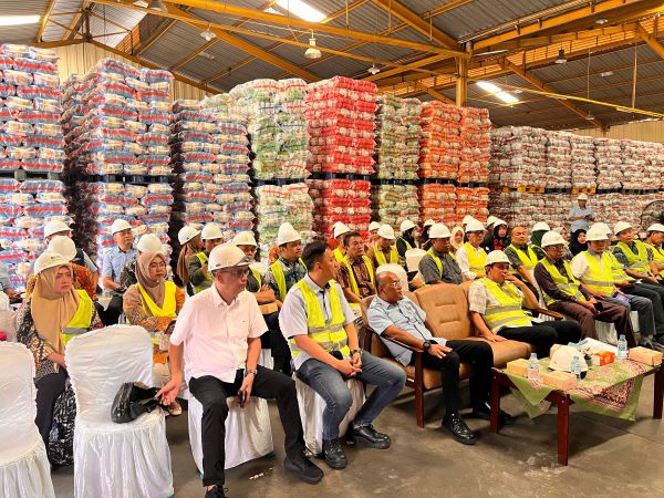 Dorong Inovasi Ketahanan Pangan, RPG Pimpin Bapemperda ke Food Station