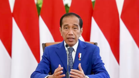 Jokowi Sahkan UU Cipta Kerja, Ini Ketentuan Upah Lembur Karyawan Swasta