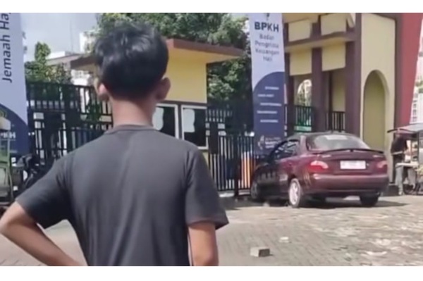 Viral Dimedsos, Parkiran Asrama Haji Sudiang Tidak Dikelolah Perumda Parkir Makassar