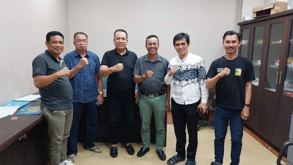 Dewan Pimpinan Daerah Partai Amanat Nasional (DPD PAN) Kota Makassar membuka pendaftaran dan penjaringan bakal calon Wali Kota/Wakil Wali Kota untuk Pilkada 2024.