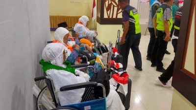 442 CJH Kloter Pertama Embarkasi Haji Makassar Berangkat 12 Mei 2024