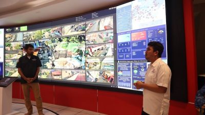 Peserta Pelatihan Kepemimpinan Administrator Kunjungi War Room Makassar