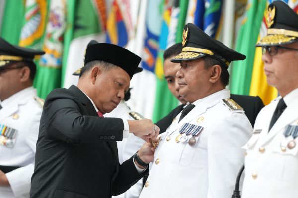 Dilantik Mendagri, Bahtiar Baharuddin Resmi Jabat PJ Gubernur Sulbar