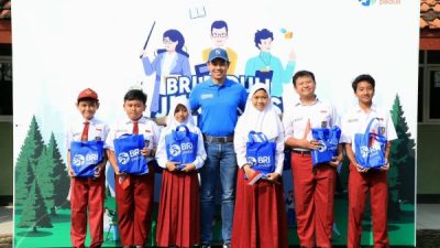 BRI Peduli, Salurkan Bantuan CSR di SDN Gunung Geulis Bogor