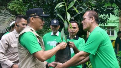 Perkuat Fungsi Taman Nasional Bantimurung, Pj Gubernur Tanam Pohon Eboni