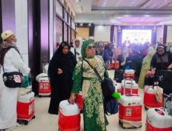 Jemaah Haji Dilarang Bawa Air Zamzam Dalam Tas atau Koper