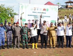 Peringatan Hari Lingkungan Hidup, Kapolda Sulbar Bersama Forkopimda Tanam Ratusan Pohon