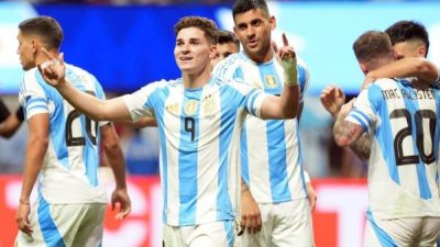 Copa America 2024, Juara Bertahan Argentina Menang 2-0 Lawan Kanada