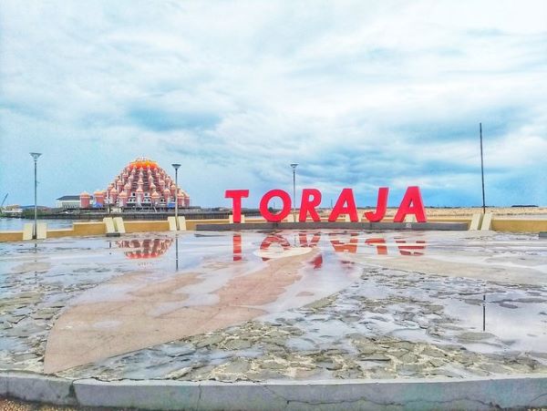 Dispar Makassar Imbau Pengunjung Taat Aturan Usai Insiden di Pantai Losari