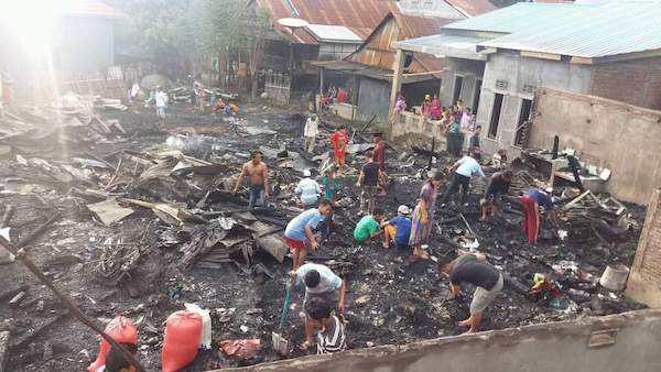 Kebakaran di Jeneponto Hanguskan 5 Rumah Warga