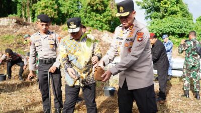 Lestarikan Alam, Polda Sulbar Terus Galakkan Gerakan Tanam Pohon