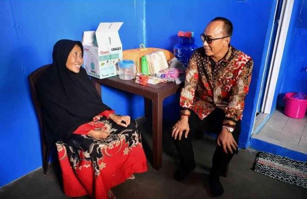 Respon Cepat Dinsos Sulsel, Lakukan Bedah Rumah Bagi Warga Miskin