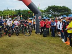 Sambut HUT Bhayangkara, Ratusan Pesepeda Ikuti Dispora Cross Country Mountain Bike Jeneponto